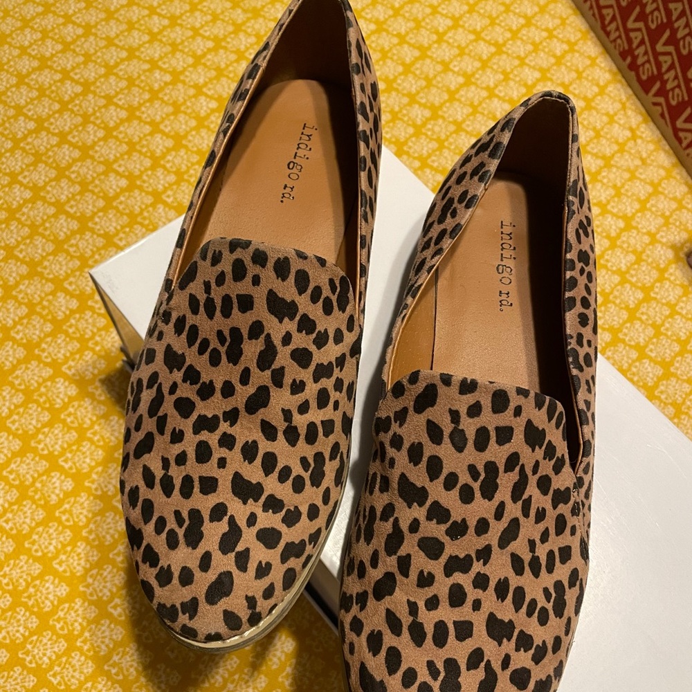 Indigo Rd. flats with cheetah print